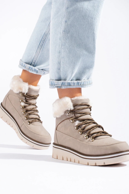 Botas femininas com plataforma na cor...