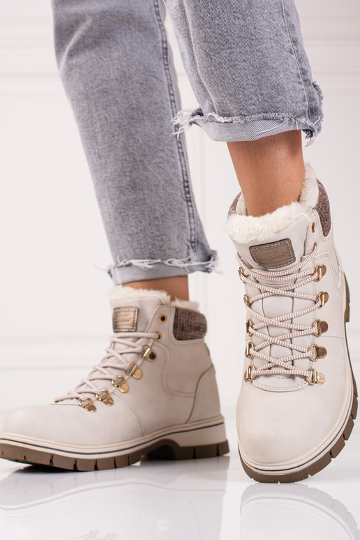 Botas de areia em couro ecológico