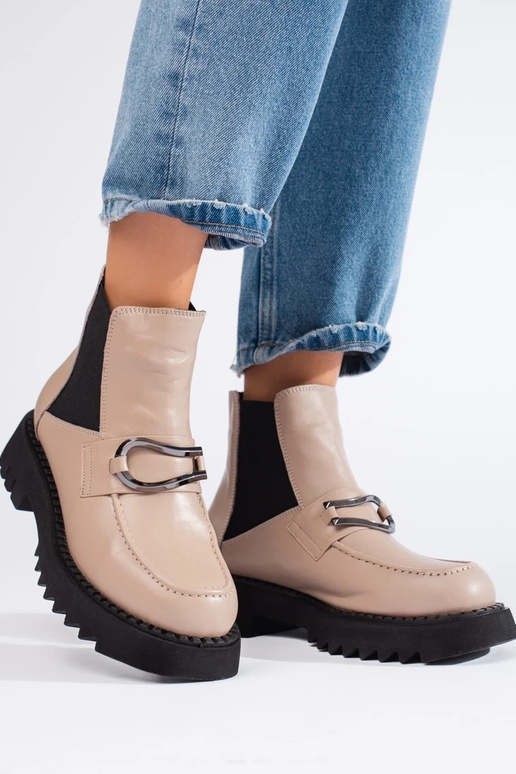 Sapatos femininos de couro com... Sapatos femininos de couro com...