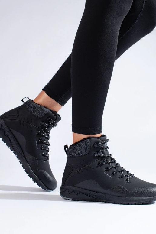 Botas de Trekking altas de cor preta...