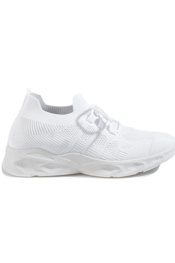 Sandálias brancas de estilo...