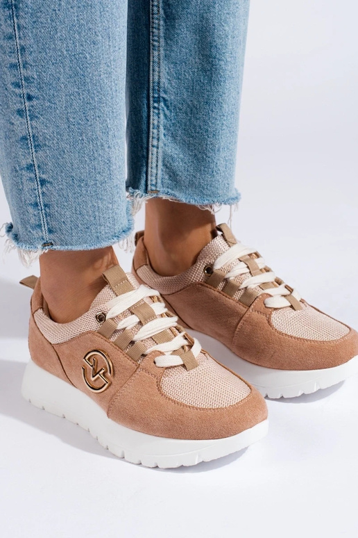 Sapatos esportivos Vinceza bege Sapatos esportivos Vinceza bege