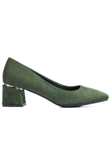 Sapatos de salto alto...