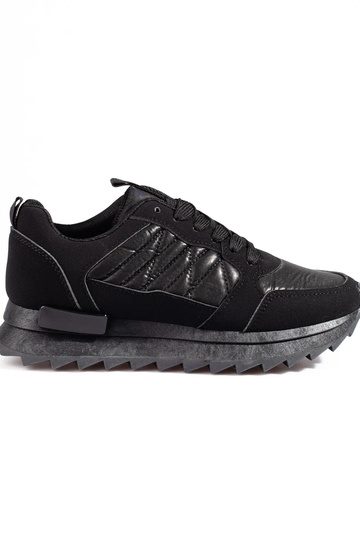 Tênis modelo sapatos...
