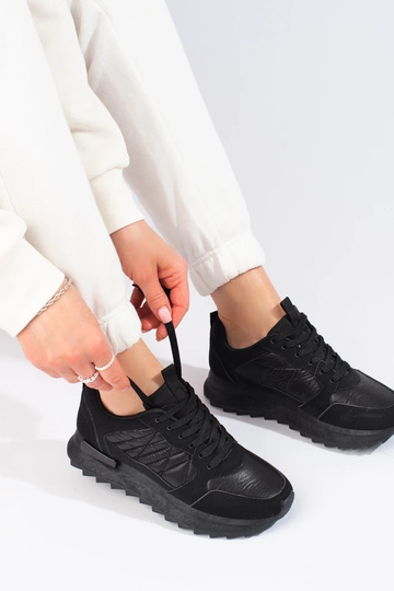 Tênis modelo sapatos... 2