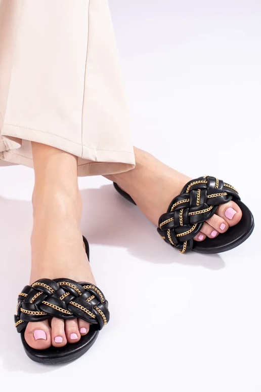 Chinelos pretos estilo elegante com...