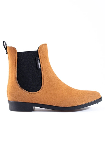 Sapatos de borracha marrom...