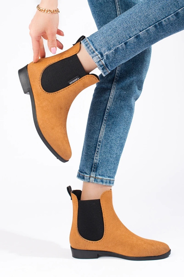 Sapatos de borracha marrom... 2