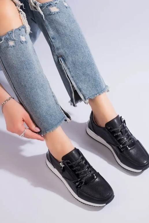 Ténis esportivos femininos pretos de... Ténis esportivos femininos pretos de...