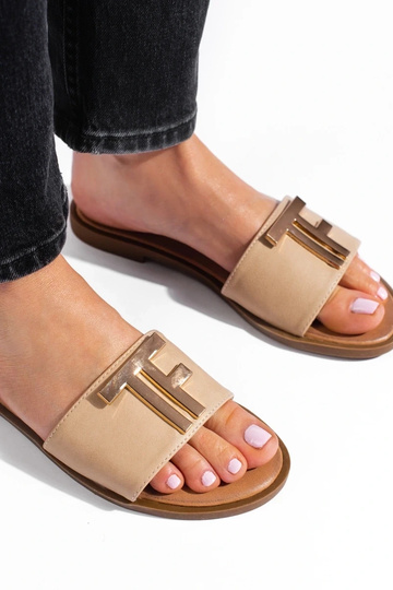 Chinelos bege Potocki 2