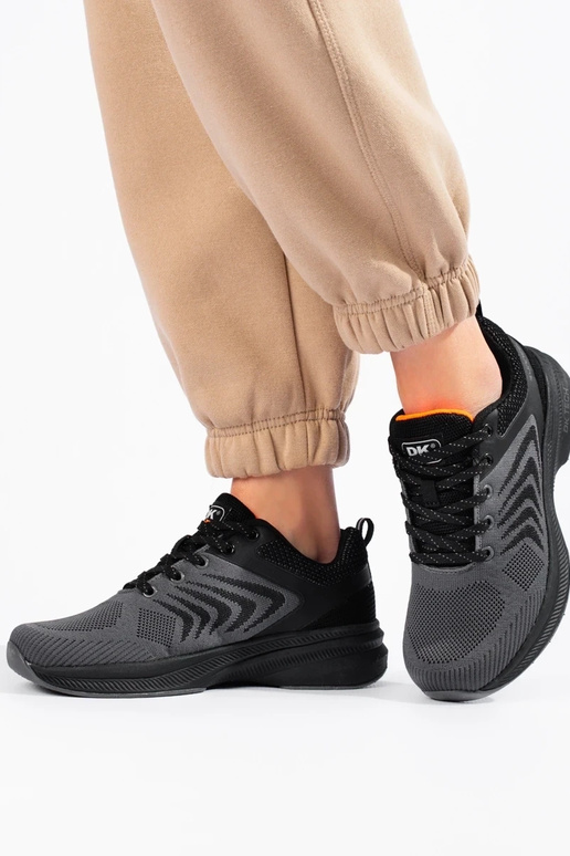 calçados esportivos cor cinza DK