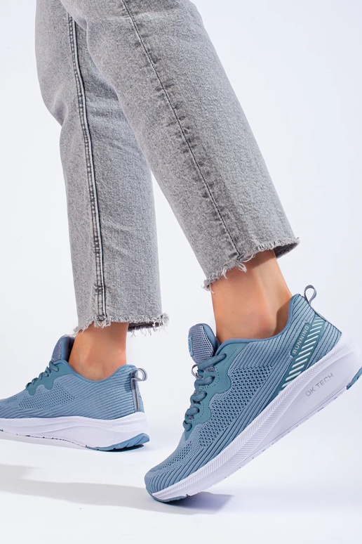 calçados esportivos azuis DK