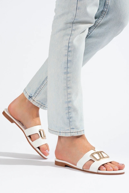 Chinelos estilo elegante na cor...