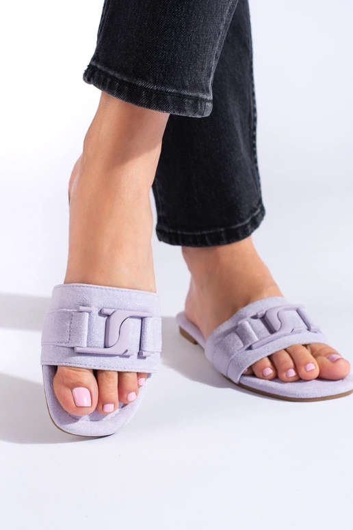 Chinelos femininos de camurça roxa... Chinelos femininos de camurça roxa...