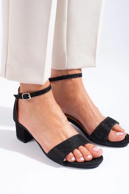 Sandálias de estilo elegante Shelovet... Sandálias de estilo elegante Shelovet...