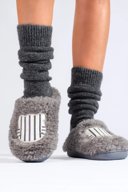 chinelos cinza Shelovet