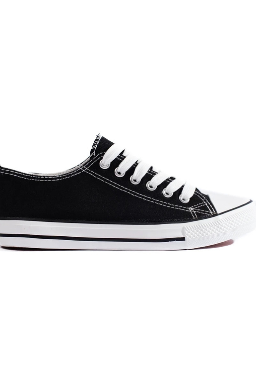 Sapatos Shelovet pretos de modelo... Sapatos Shelovet pretos de modelo...