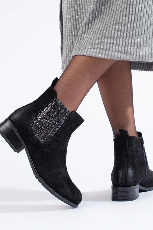 feito de sapatos femininos pretos de... feito de sapatos femininos pretos de...