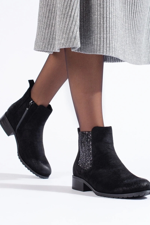 feito de sapatos femininos pretos de... feito de sapatos femininos pretos de...