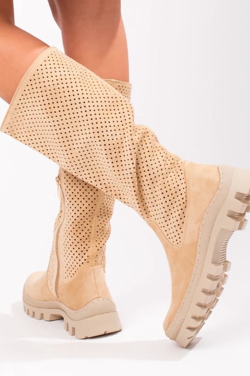 Botins Potocki em camurça com aberturas