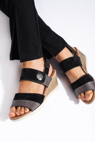 Sandálias femininas... 2