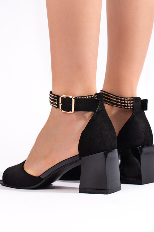 sandálias pretas com salto baixo sandálias pretas com salto baixo