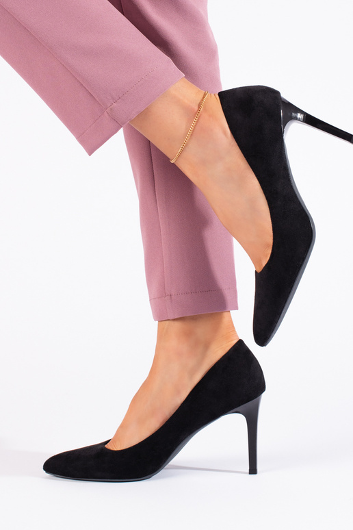 Salto alto clássico em camurça preto... Salto alto clássico em camurça preto...