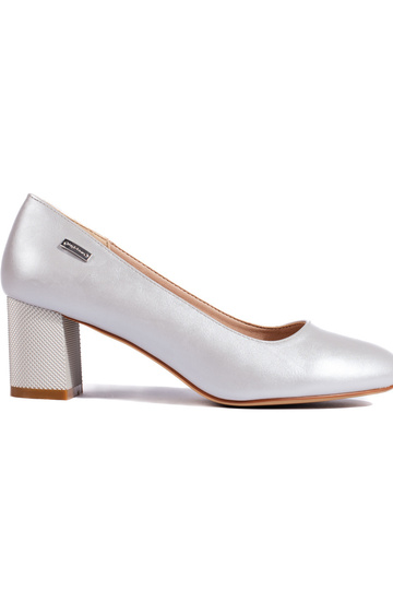 Sergio Leone salto alto...