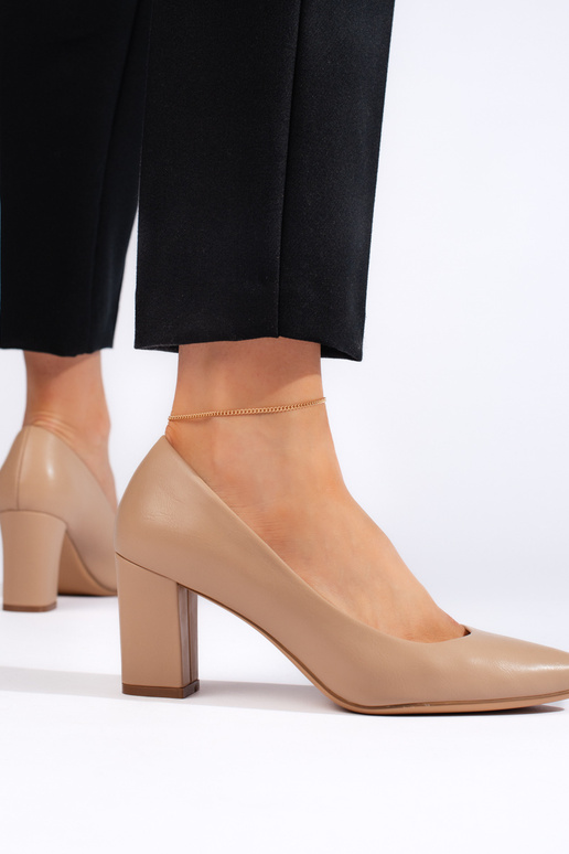 Sergio Leone salto alto em camurça bege