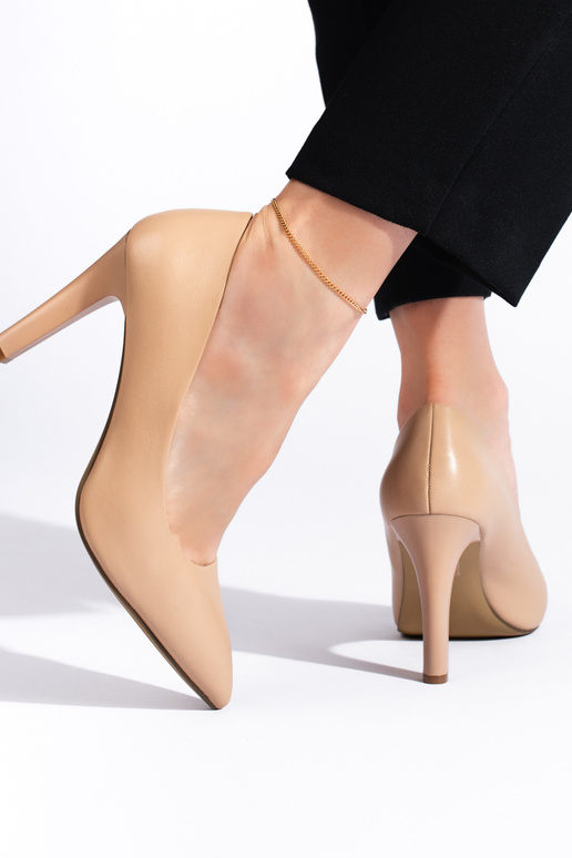 salto alto bege por Sergio Leone salto alto bege por Sergio Leone