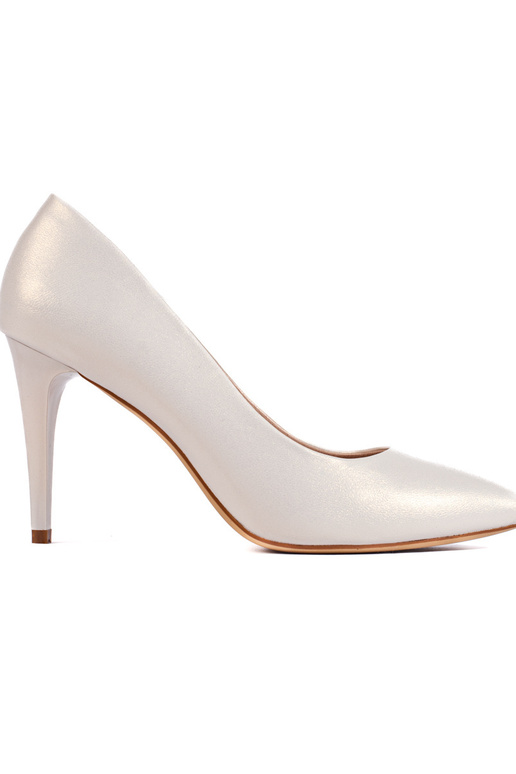 salto alto branco pérola com salto fino salto alto branco pérola com salto fino