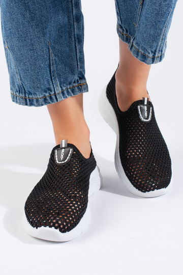 calçados esportivos pretos... 2