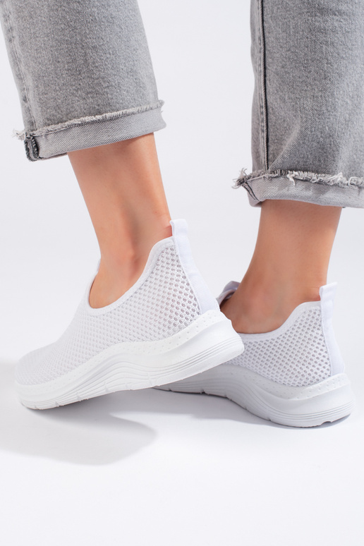 calçados esportivos brancos calçados esportivos brancos