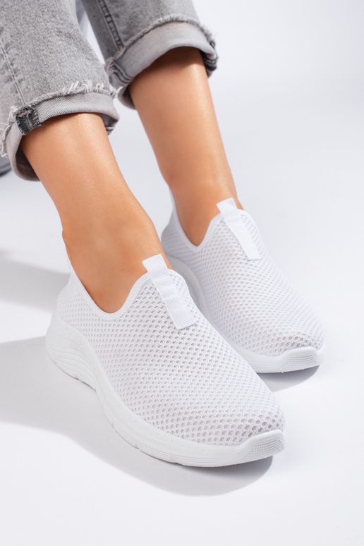 calçados esportivos brancos calçados esportivos brancos