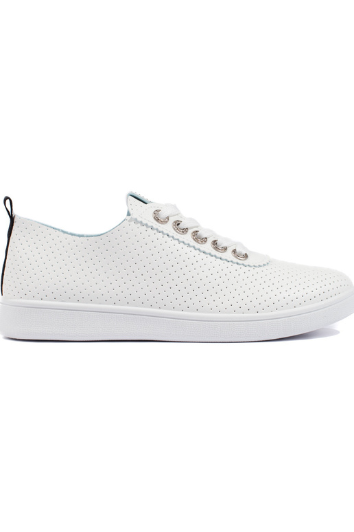 com elementos perfurados, sapatos... com elementos perfurados, sapatos...