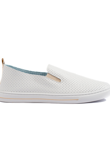 com elementos vazados...