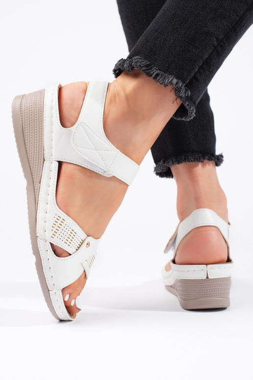 Sandálias femininas confortáveis com... Sandálias femininas confortáveis com...