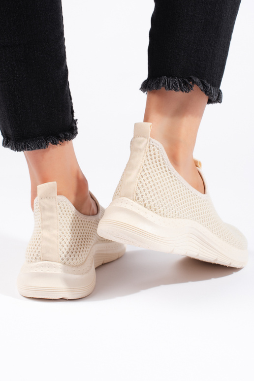 calçados esportivos bege calçados esportivos bege