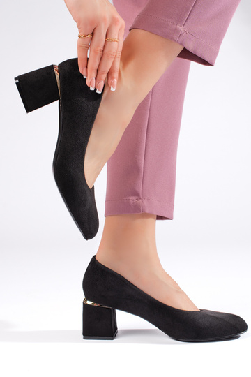 salto alto camurça preta 2