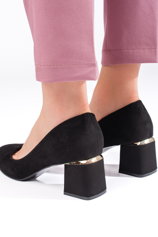 salto alto camurça preta