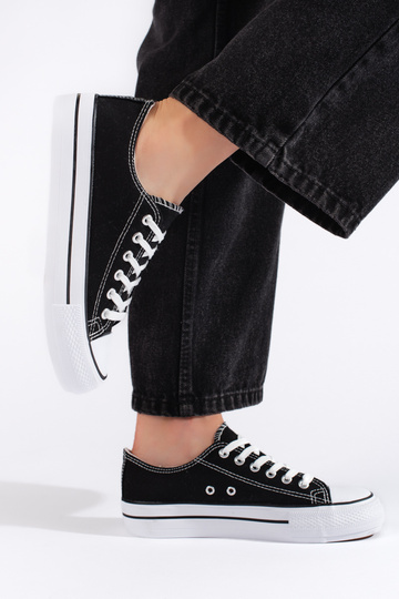 Modelo clássico de calçado... 2