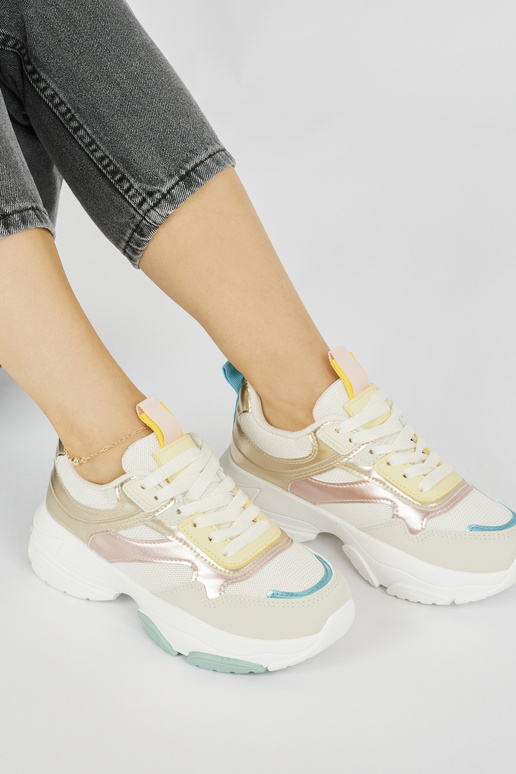 Calçados femininos esportivos com... Calçados femininos esportivos com...