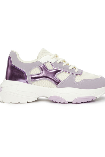 Sapatos casuais femininos...