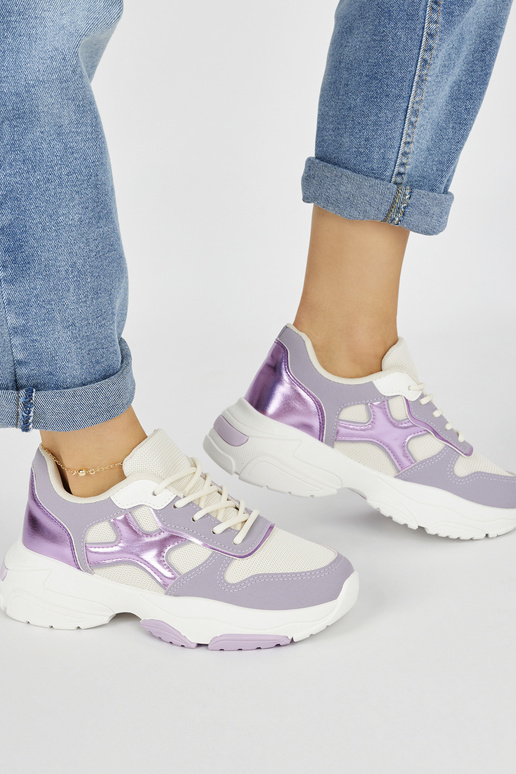 Sapatos casuais femininos na cor roxa