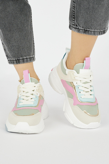 Calçados femininos... 2