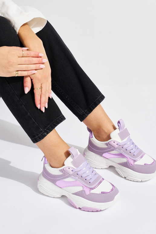 Calçados esportivos roxos para... Calçados esportivos roxos para...