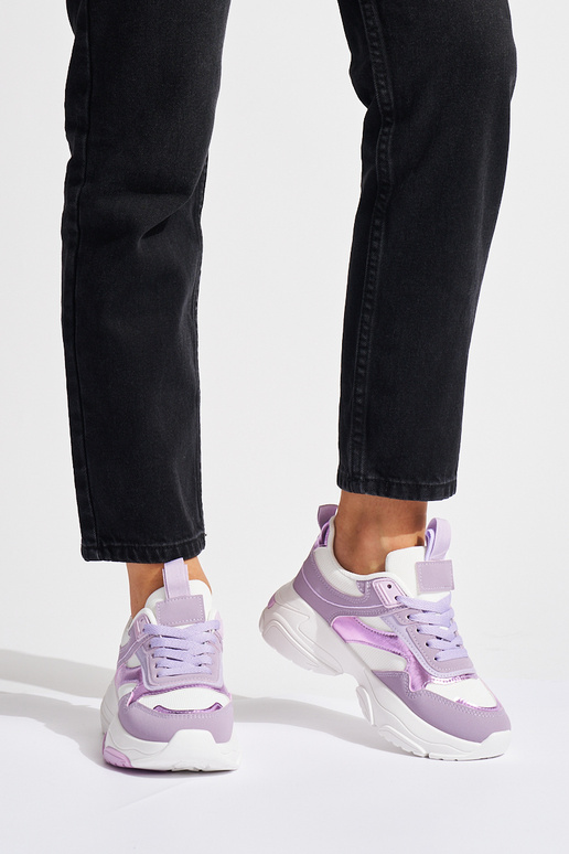 Calçados esportivos roxos para... Calçados esportivos roxos para...