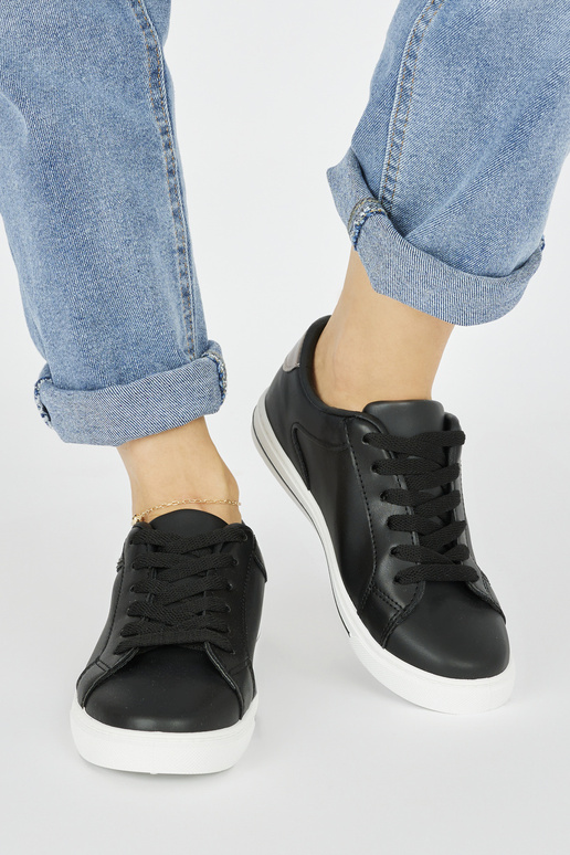 Modelo clássico de calçados... Modelo clássico de calçados...