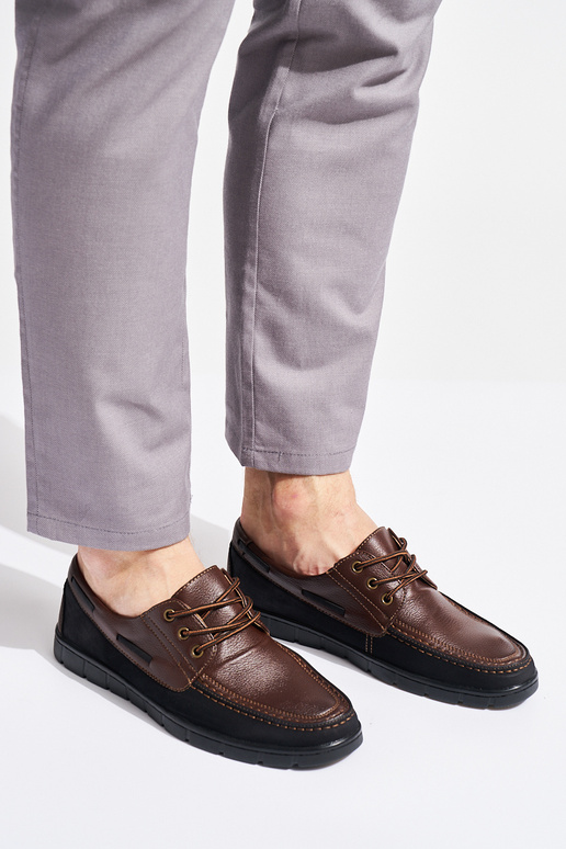 botins marrons masculinos amarrados