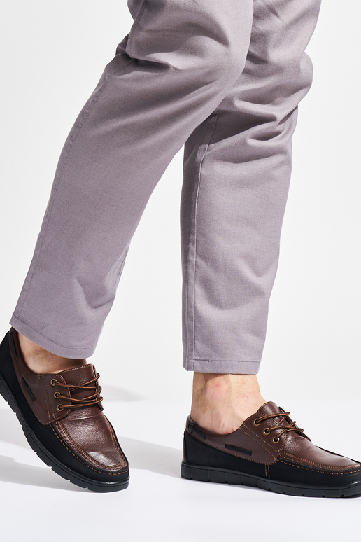 botins marrons masculinos amarrados